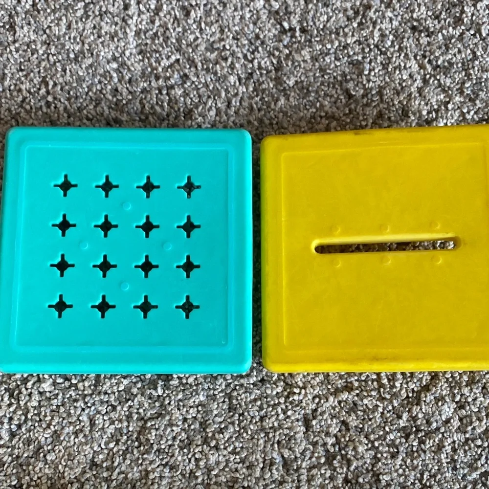 Lovevery Carrot and Coin Box Set - Picture 4 of 7